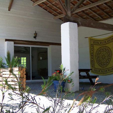Gîte, jacuzzi&vin au grenier de Madiran Buitenkant foto